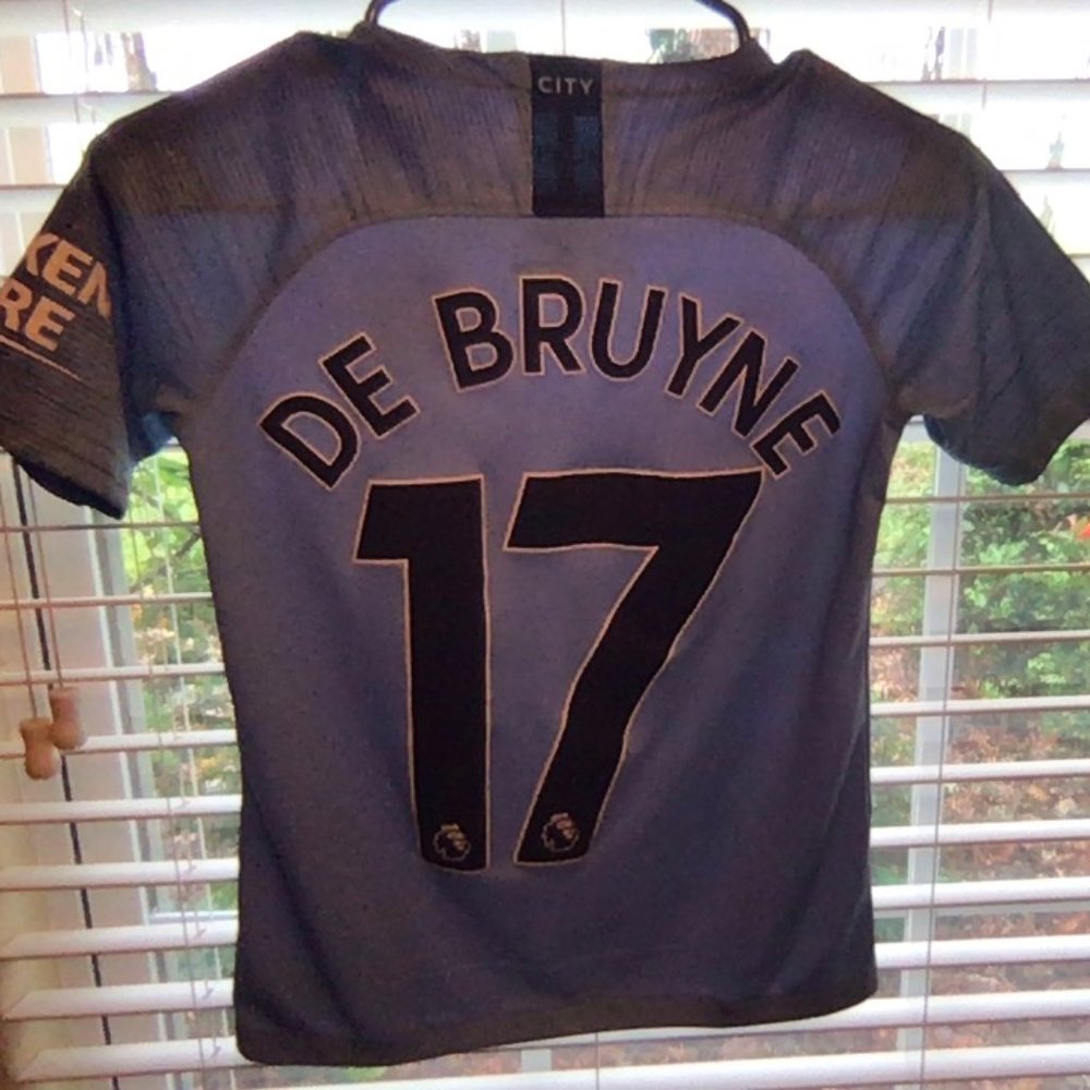 Manchester City Kevin De Bruyne 17 Kit
